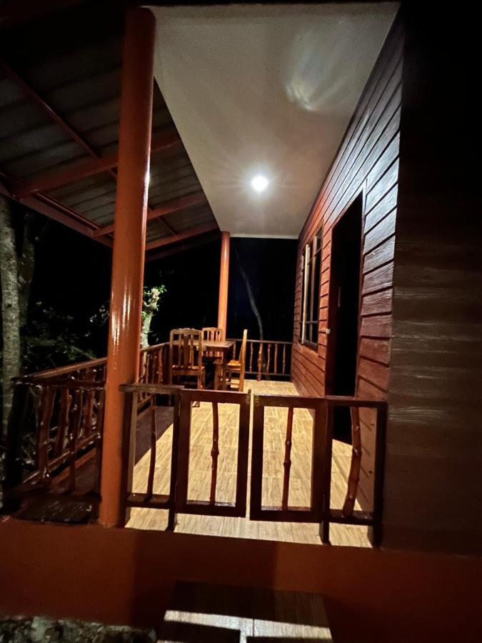 Suchanaree@Laemngop Trat Ngoại thất bức ảnh