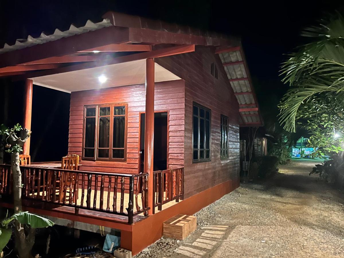 Suchanaree@Laemngop Trat Ngoại thất bức ảnh